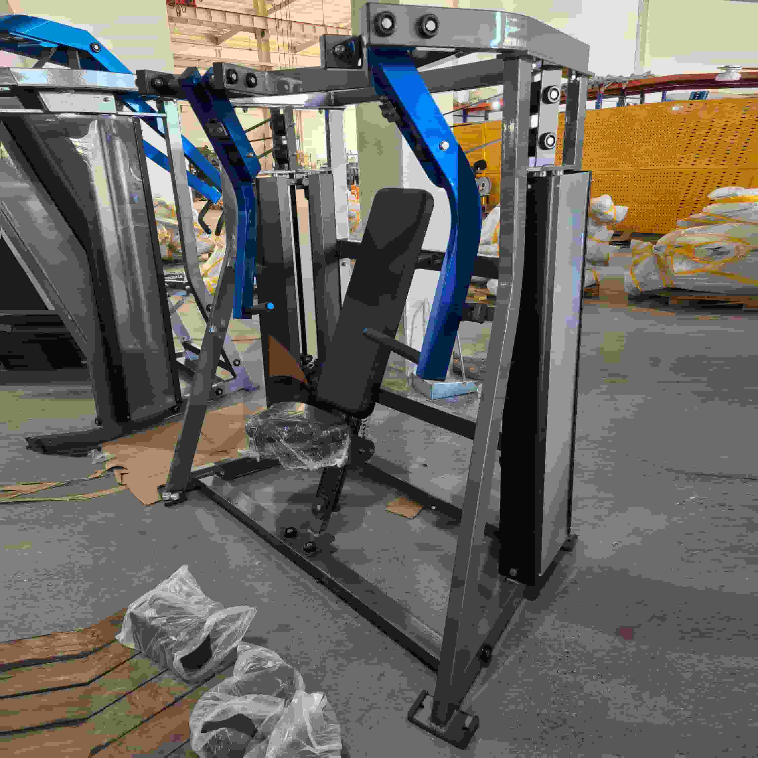 الضغط على الصدر المحمل بالدبابيس